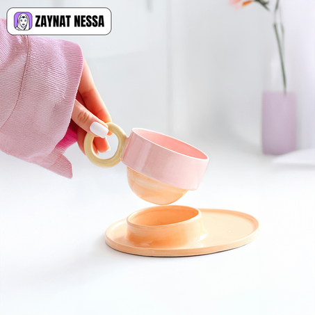 طقم فناجين سيراميك أنيق بلونين عصريين – تصميم فاخر من Zaynat Nessa
