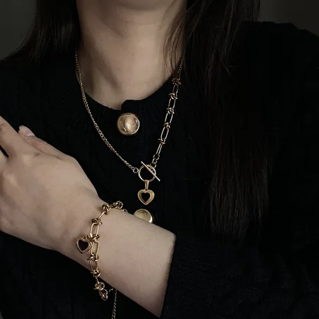 Collier Darkheart Love