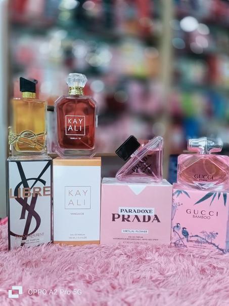 باقة النجمات الأربع... روائح تأسر، وأناقة لا تُنسى" ✨ في مجموعة واحدة تُشبهكِ في التفرّد