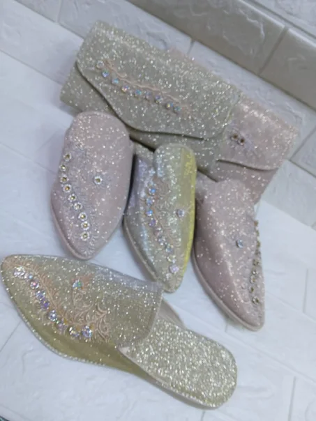 بلغة منبتة باليد