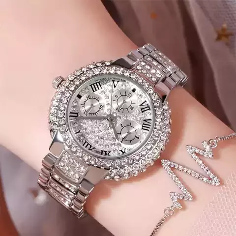 ساعات نسائية