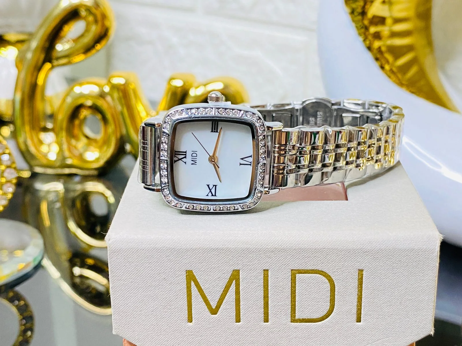 ساعة MIDI ساعة اصلية ومميزة