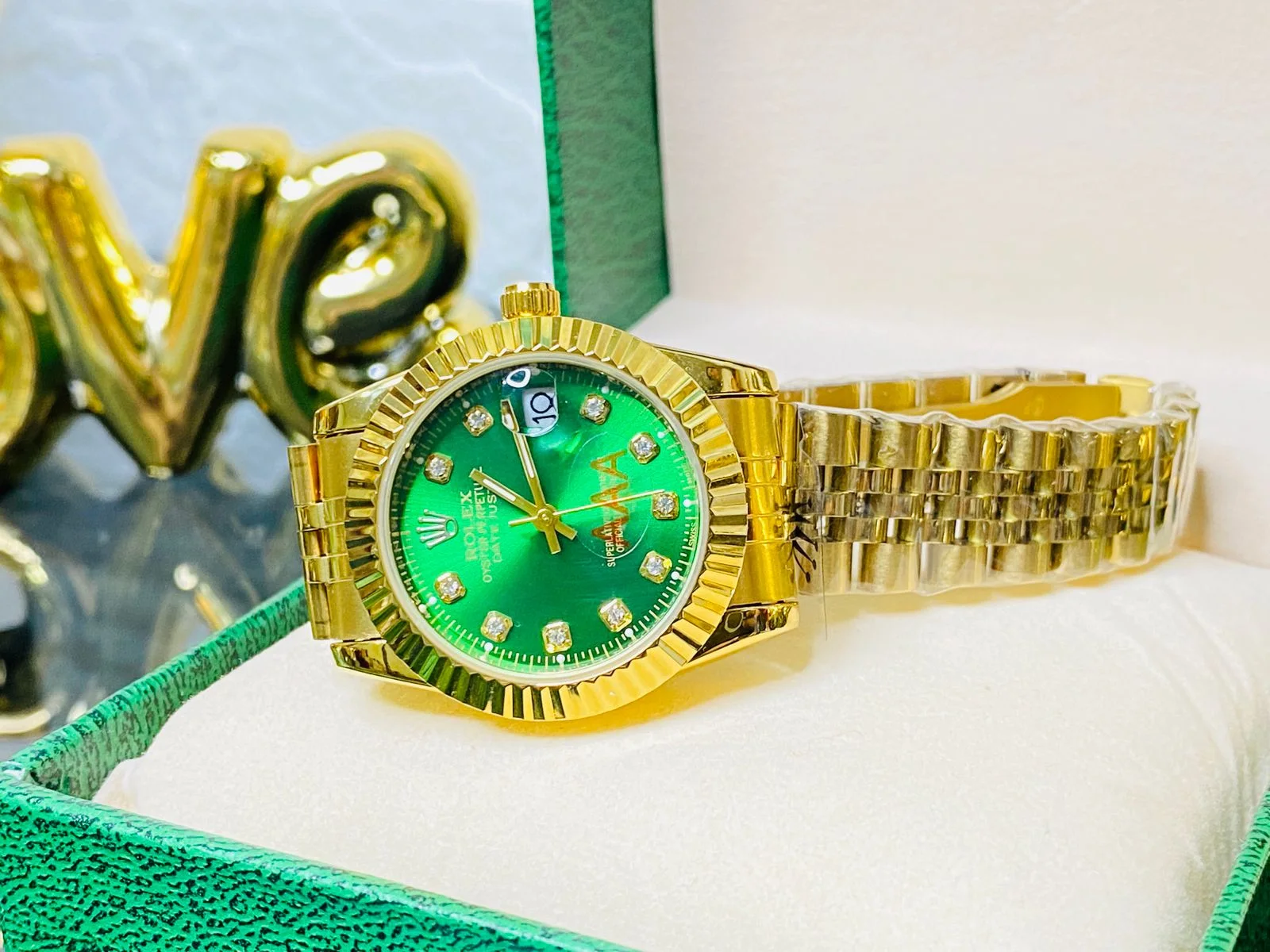 ساعة ROLEX انيقة