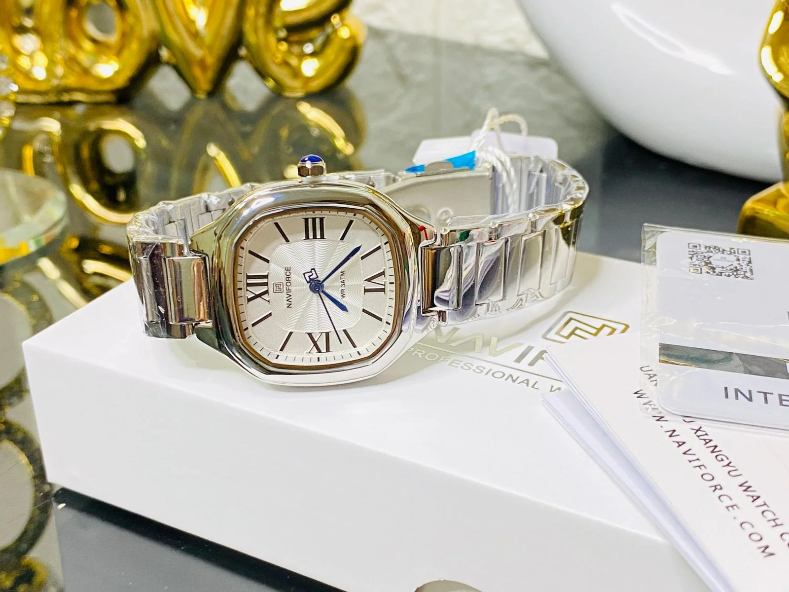 ساعة NAVIFORCE اصلية Carré