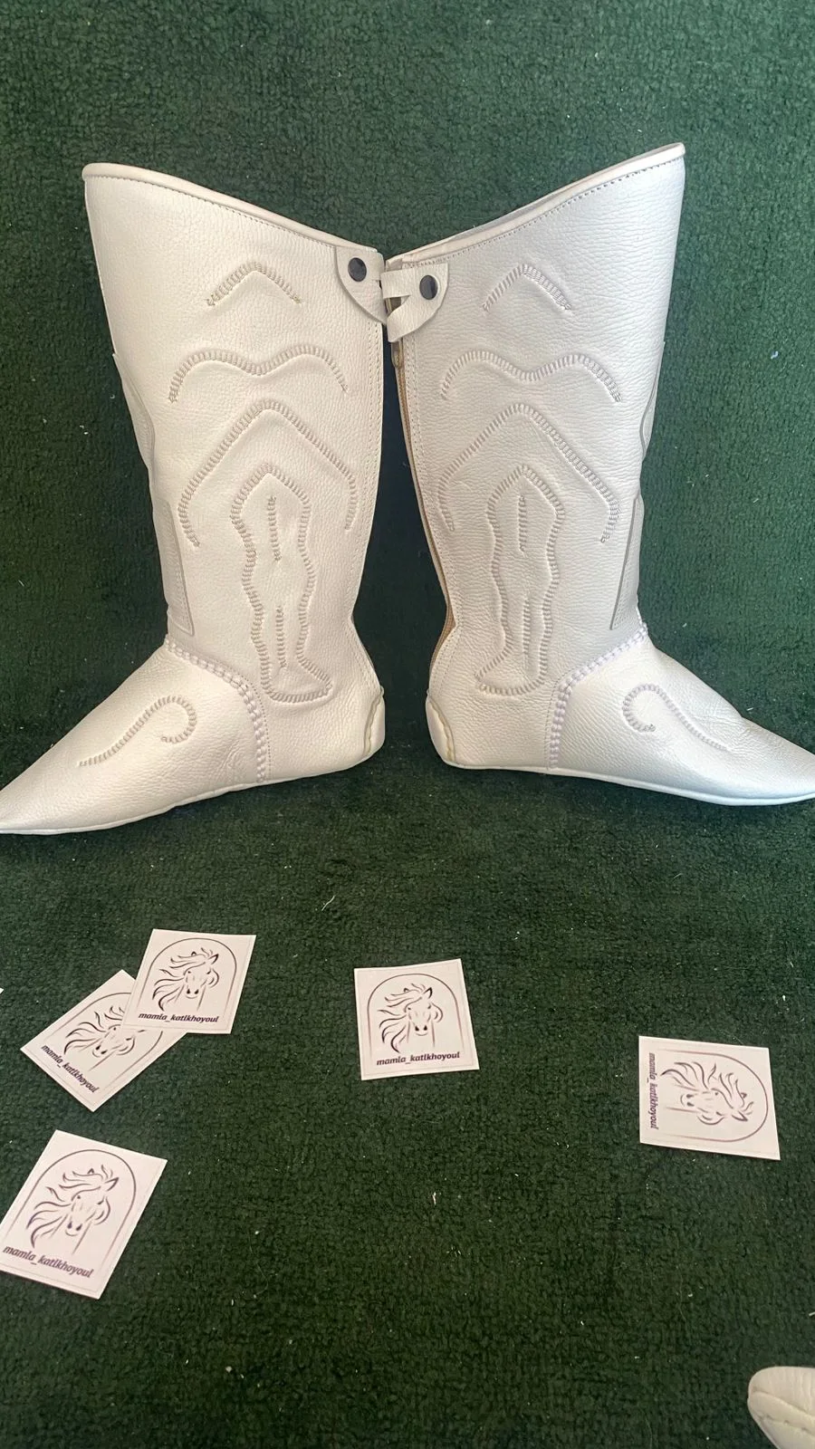 تماك فاخر مطرز يدوياً بالصقلي