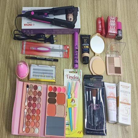 باك المكياج 15 قطعة