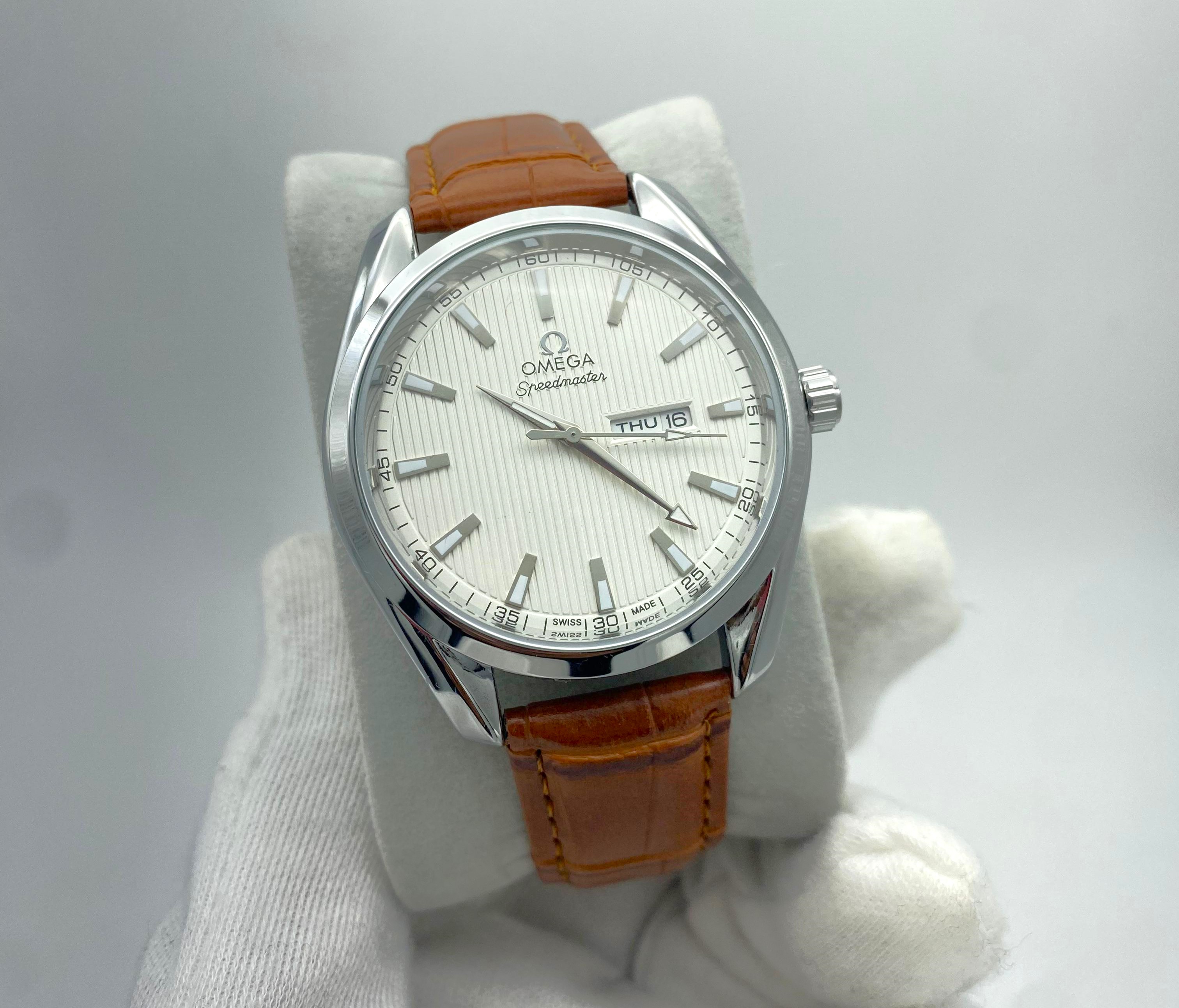 OMEGA - speedmaster