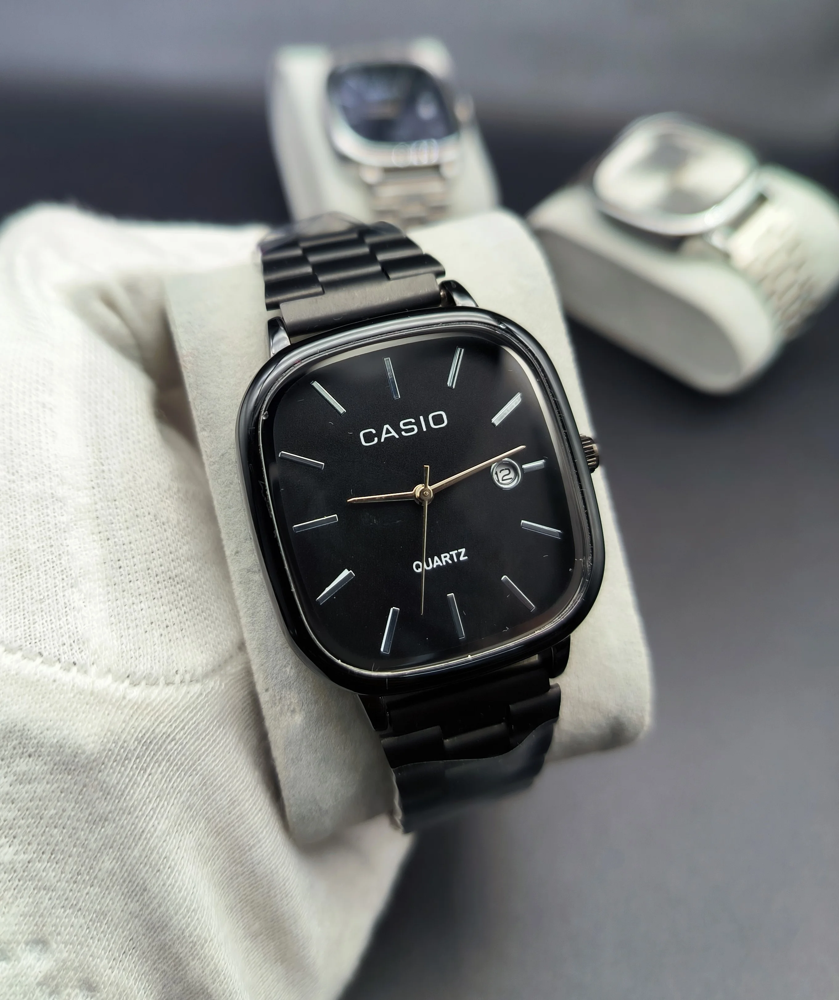 Casio Vintage Oval