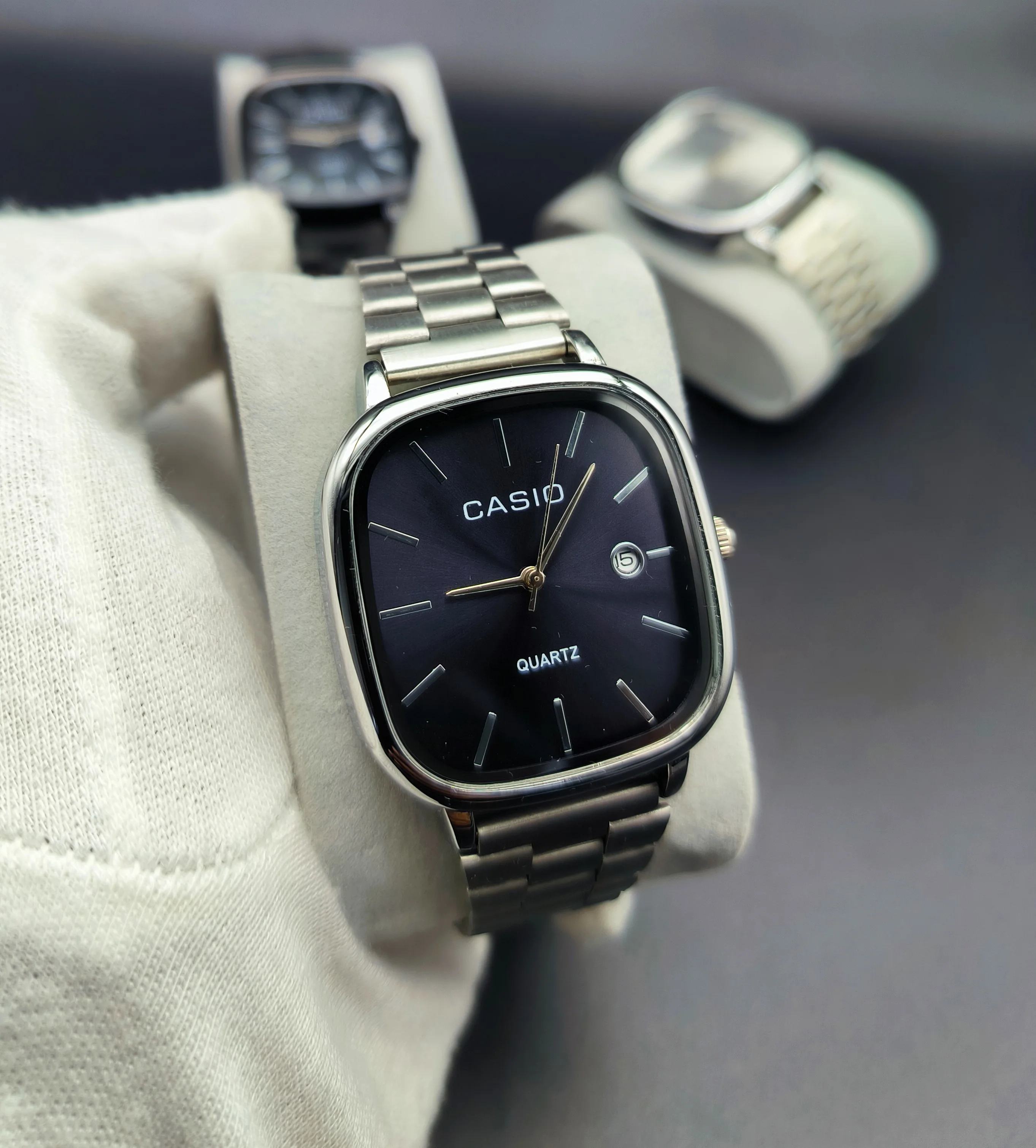 Casio Vintage Oval