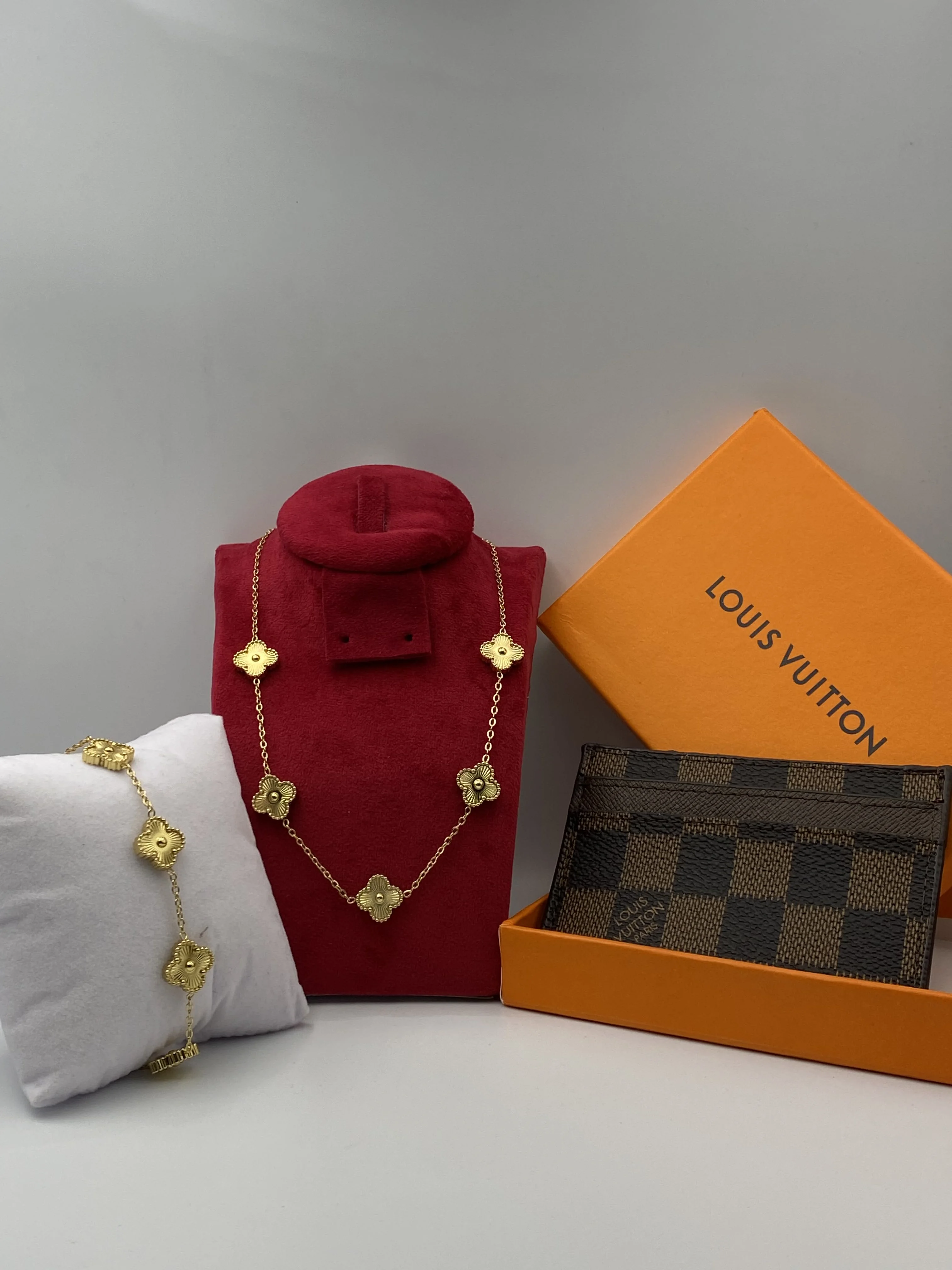 Pack Bijoux Louis Vuitton – Collier & Bracelet Trèfle Doré