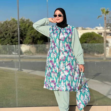 ملابس سباحة محتشمة ومتوافقة مع الحجاب  فبوركيني طويل خيار أمثل لك