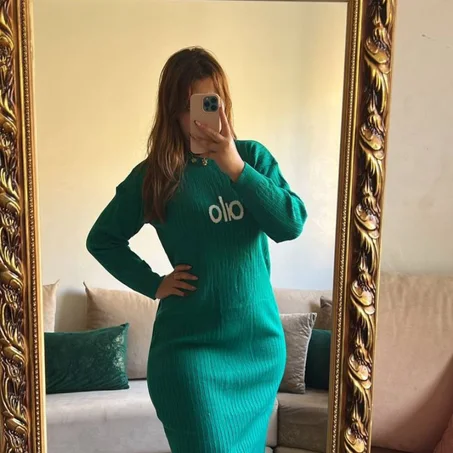 التحفة التي تتميز بخاماتها وأناقتها الراقية وجاذبيتها الساحرة