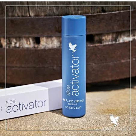 غني بالصبار (أكثر من 98٪) ، يعتبر Aloe Activator مرطبًا قويًا. لذلك فهو مناسب للبشرة الجافة.