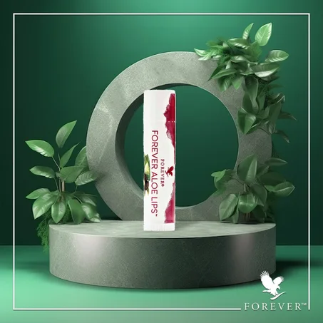 هذا الصيف، حافظي على شفاهك ناعمة ومرطبة مع Aloe Lips من Forever! 💧💋 #SummerForever