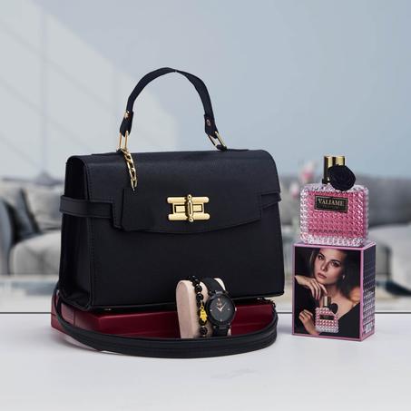 باك نسائي  مكون من  4 قطع بستايل راقي احسن هدية لشخص العزيز عليك