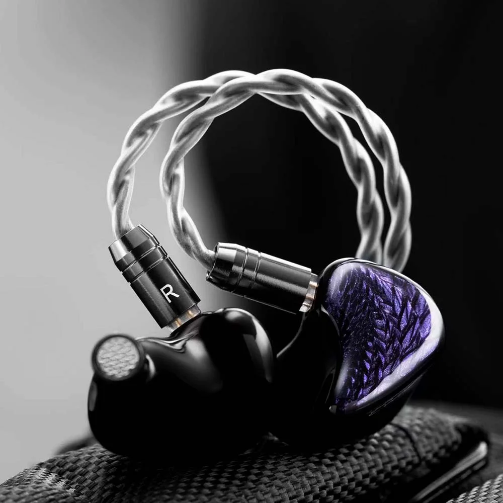 Celest Wyvern Black IEM