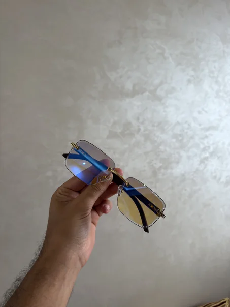 anti lumier bleu lunettes cartierr