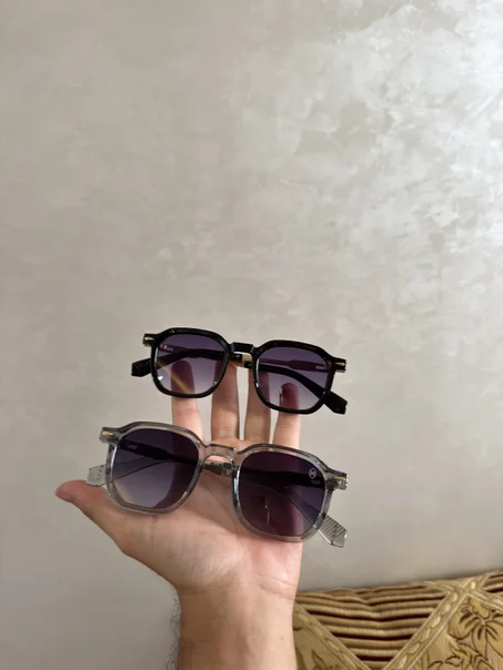 LUNETTES CARRE