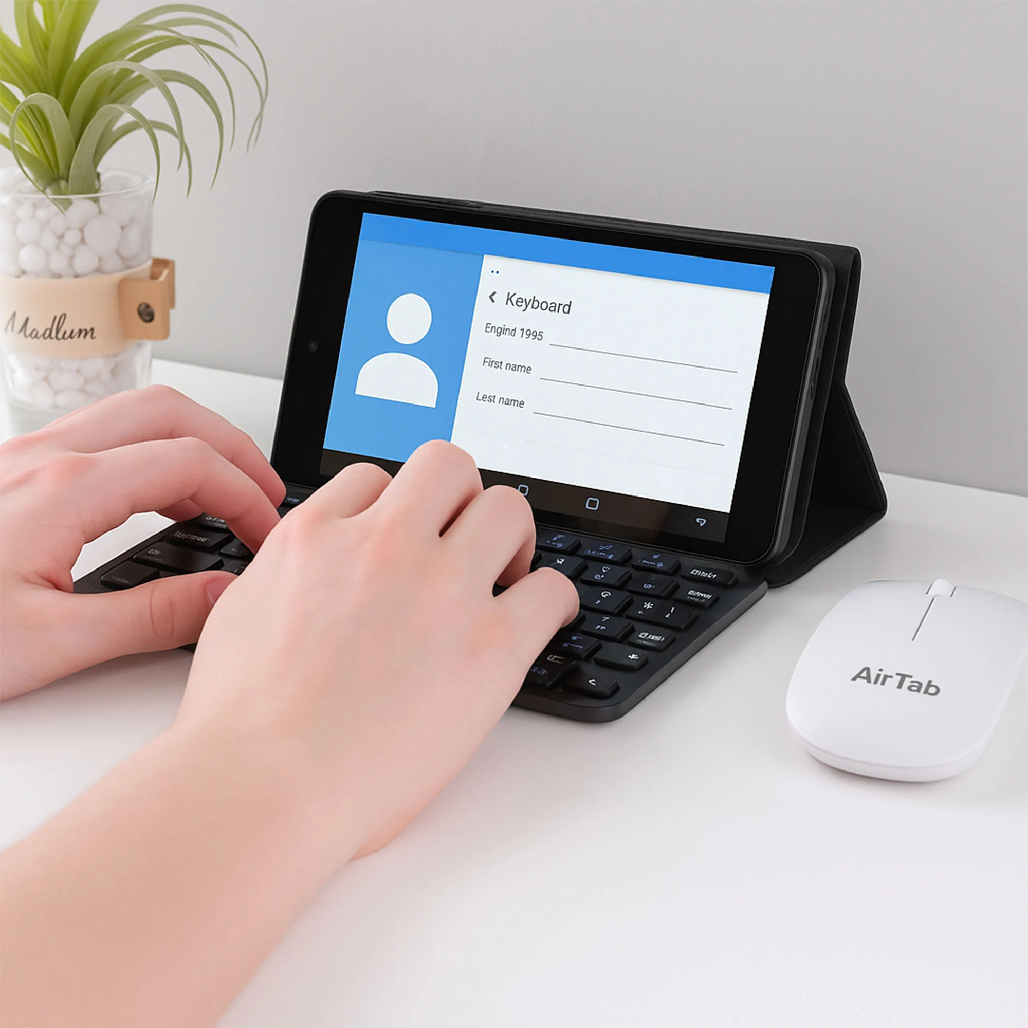 AirTab A17 Tablet with Keyboard and Mouse