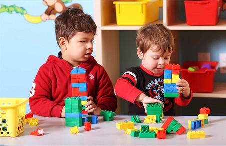 ألعاب أطفال