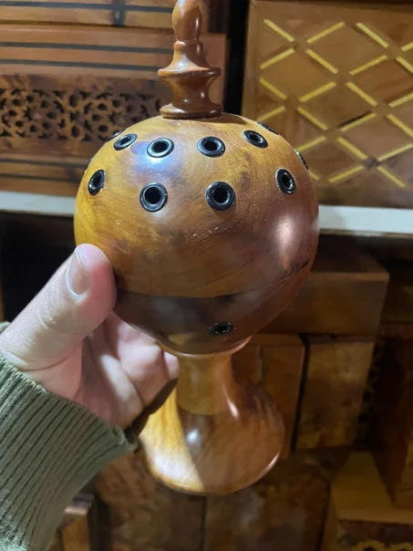 Brûleur d’encens marocain en bois de thuya