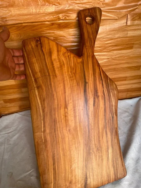 Planches à découper en bois d’olivier