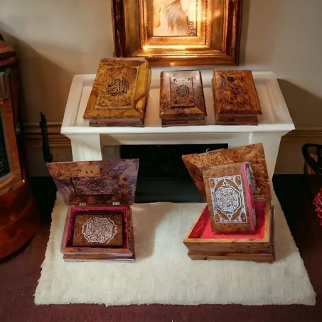 Boîte artisanale en bois de thuya pour Coran