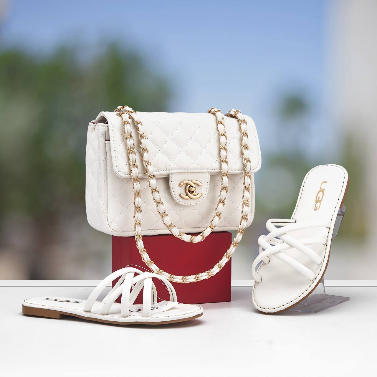 صاك Chanel + صندالة بحلة جديدة