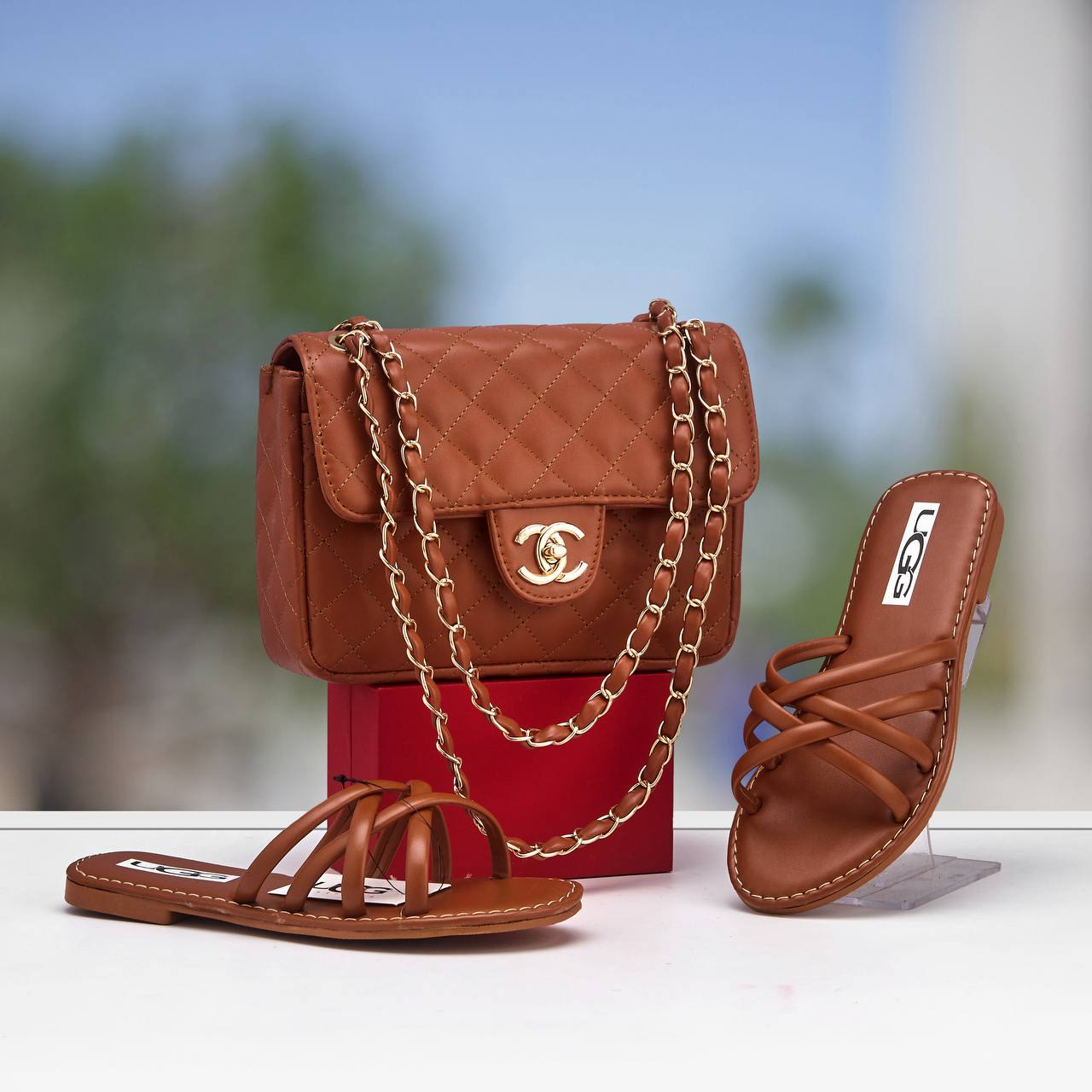 صاك Chanel + صندالة بحلة جديدة