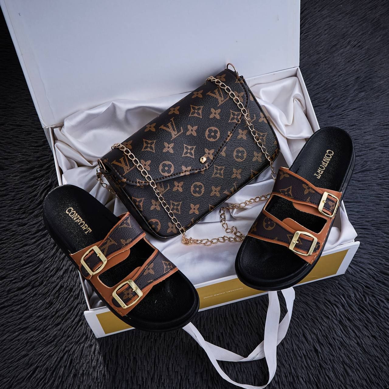 صاك lv + صندالة  بحلة جديدة