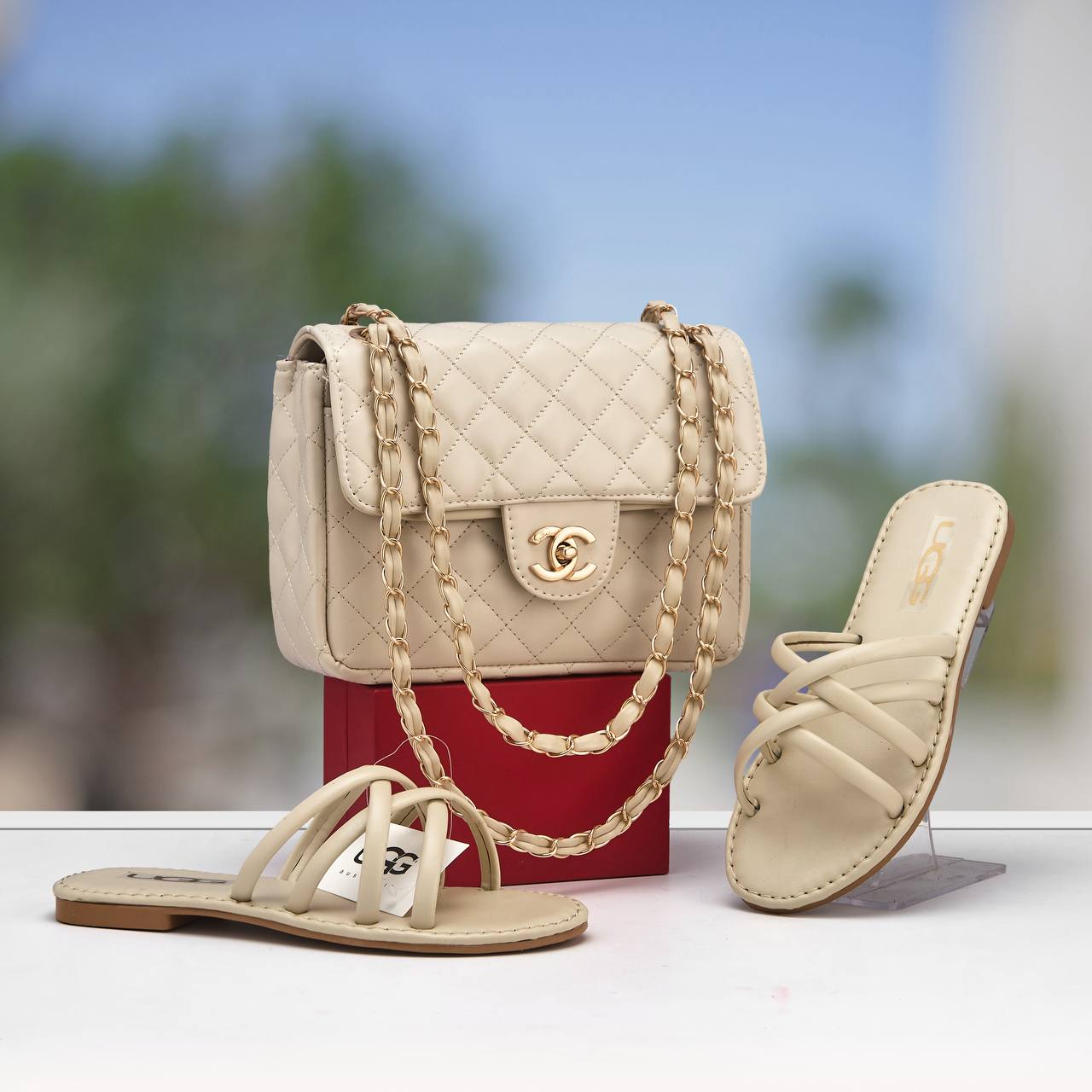صاك Chanel + صندالة بحلة جديدة