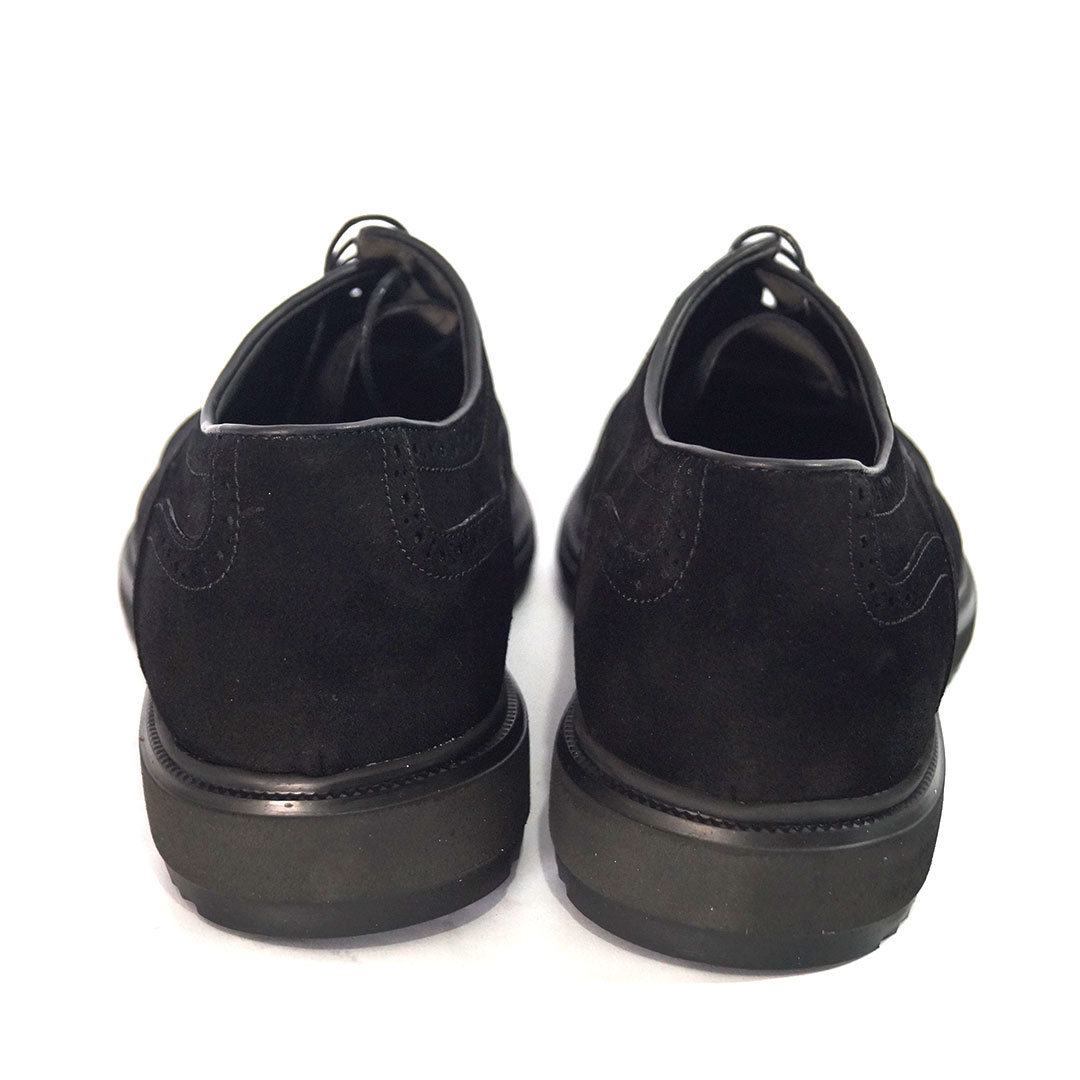 Chaussure Tennise DAIM NOIR UG012