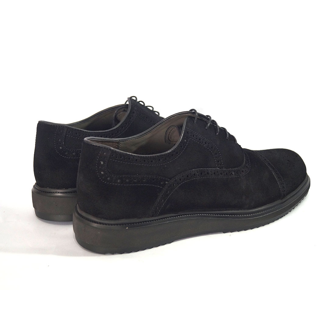 Chaussure Tennise DAIM NOIR UG012