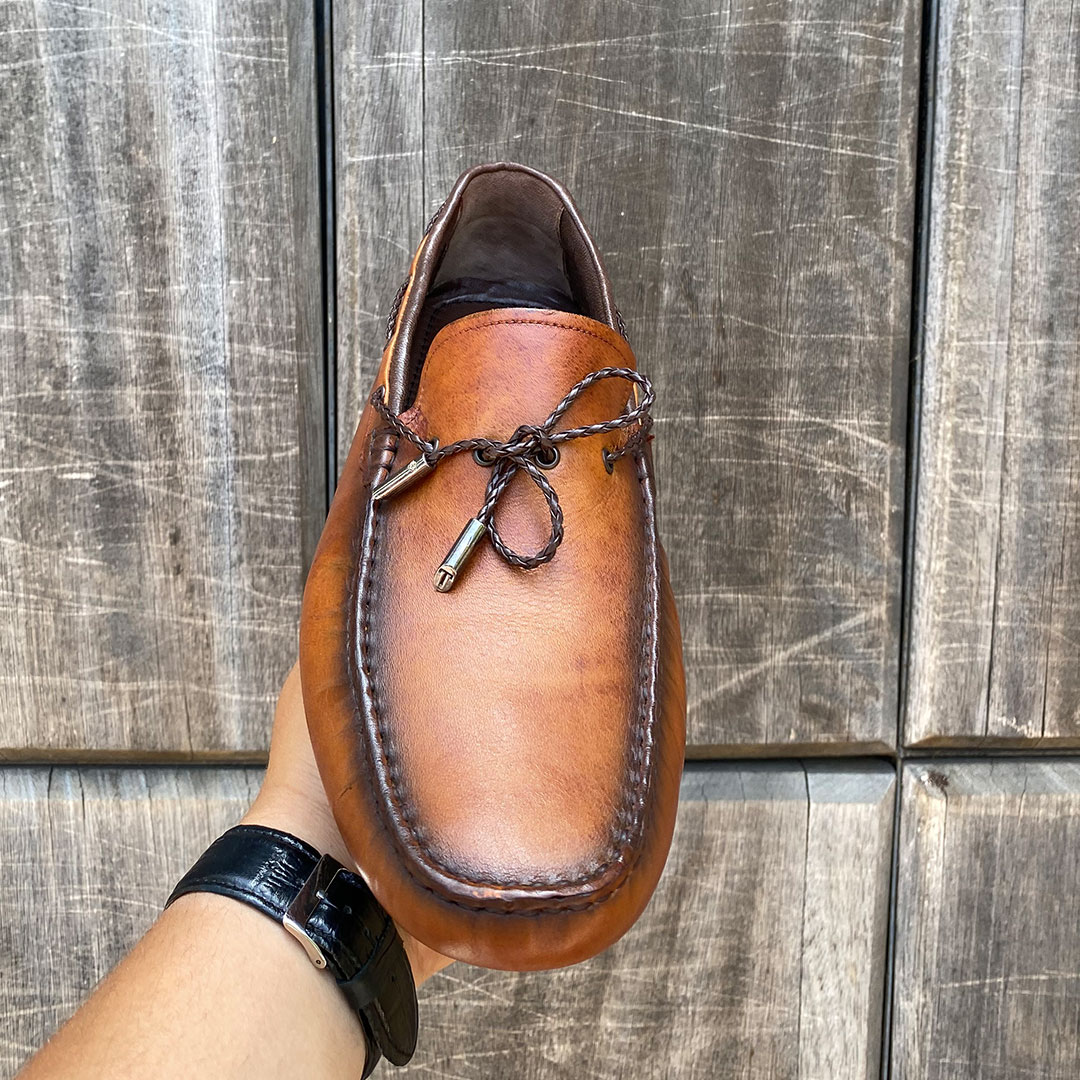 180 YHT MOCASSIN CUIR TABA