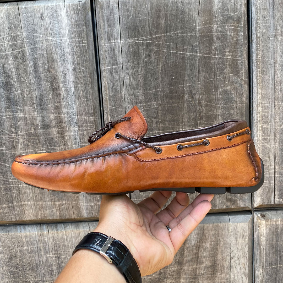 180 YHT MOCASSIN CUIR TABA