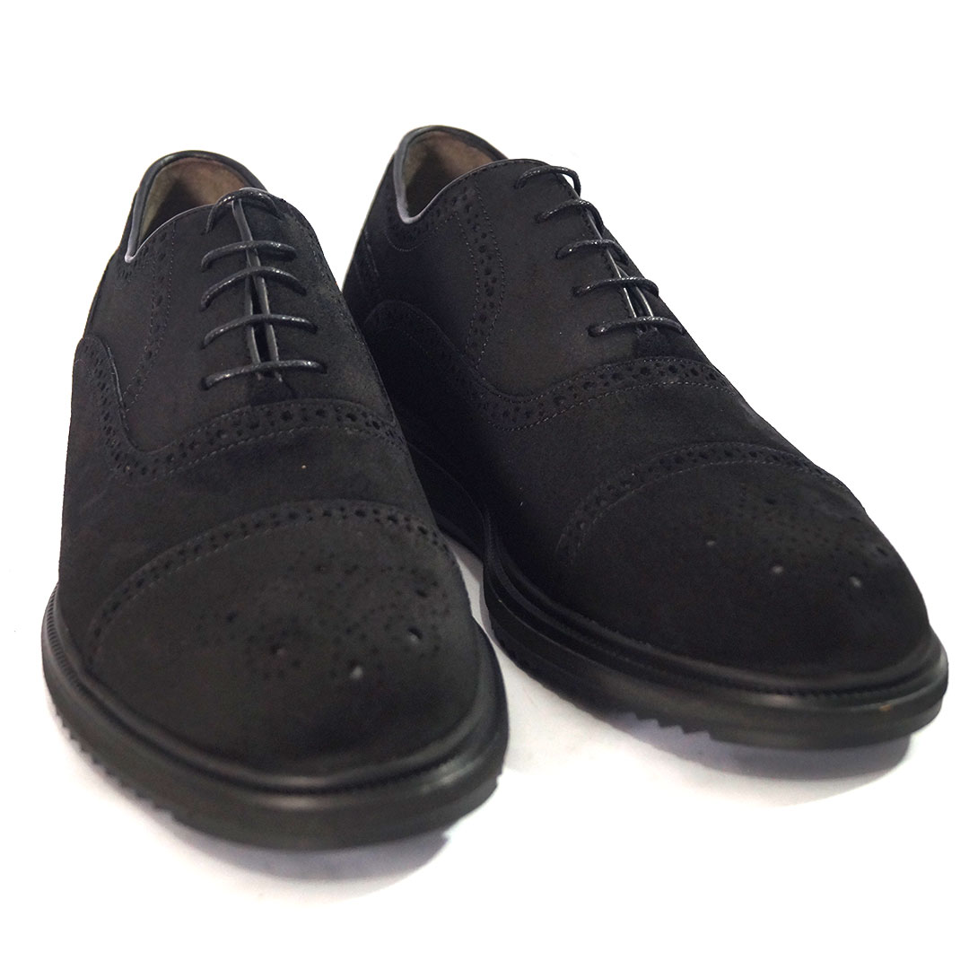 Chaussure Tennise DAIM NOIR UG012