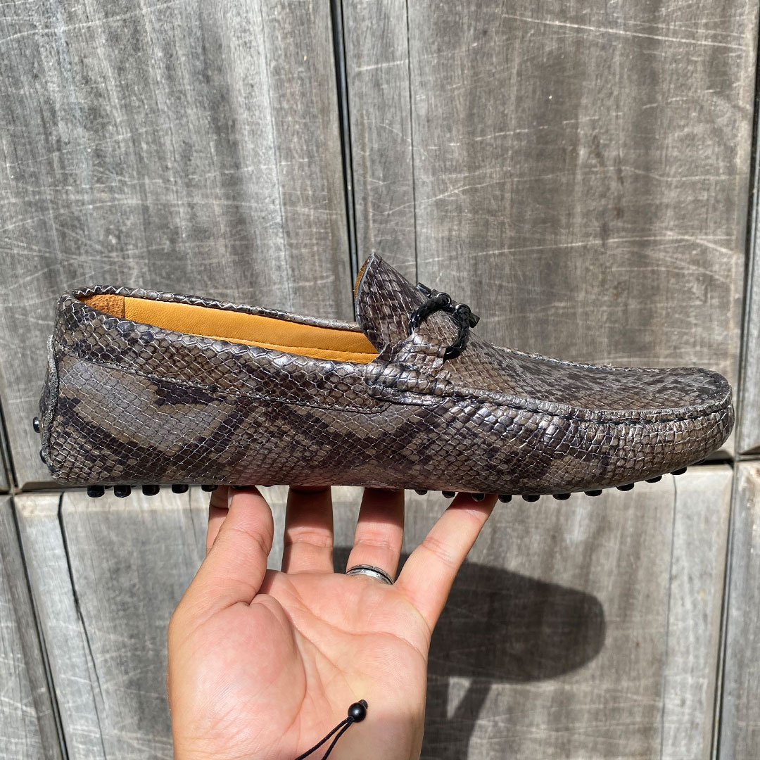 07MC Mocassin Crocodile Cuir