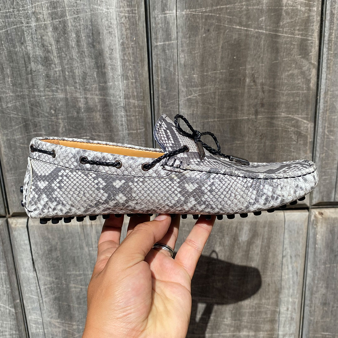 08MC Mocassin Crocodile Cuir