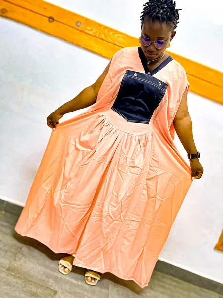 Boubou Sénégalais Élégant pour Femme - Artisanat Traditionnel