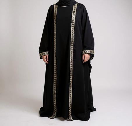 Abaya élégante bordée