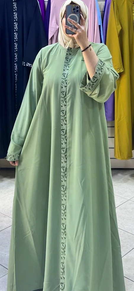 عباية بالطرز