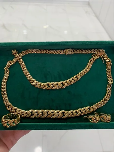 جميع انواع رادكو و كورميط للعنق بلدي -رومي