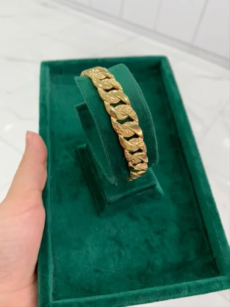 براسلي رادكو منقوش