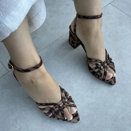 Sandales Woven à Talon Moyen  confortable et chic - Nouvelle Collection 2026