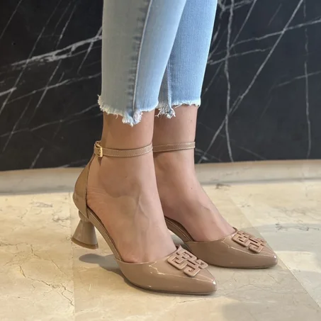 D21 - Escarpin Luxueux - Crème