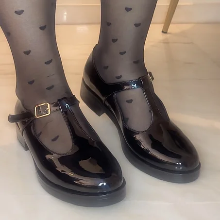 Mocassin Plat - T Shape -  élégant et Confortable   Pour Femme   -  Nouvelle Collection 2026