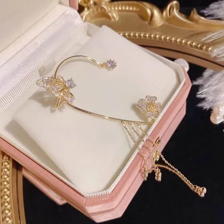 حلقات الفراشة الفخمة (يمين+يسار)