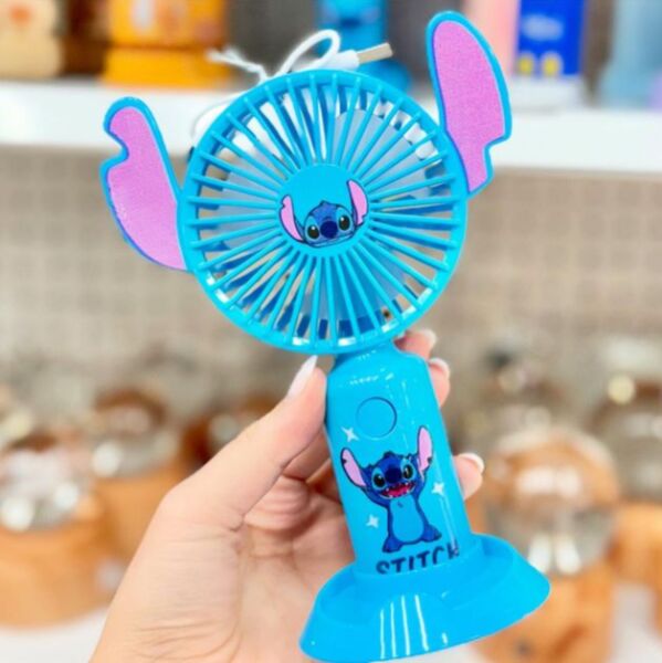 مروحة ستيتش المحمولة الهدية الاجمل علي الاطلاق لون ازرق وبينك +هدية ميدالية ستيتش الشقية