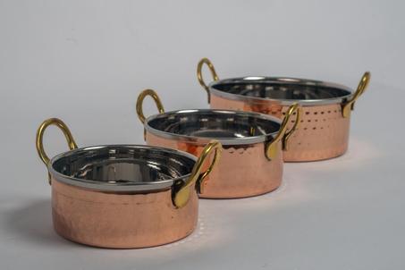 قدور نحاسية -- casseroles en cuivre