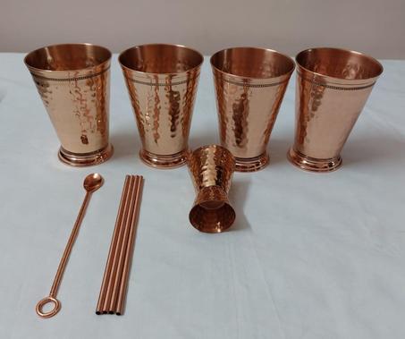 أكواب بنقوش مطرقة --- Tasses martelées